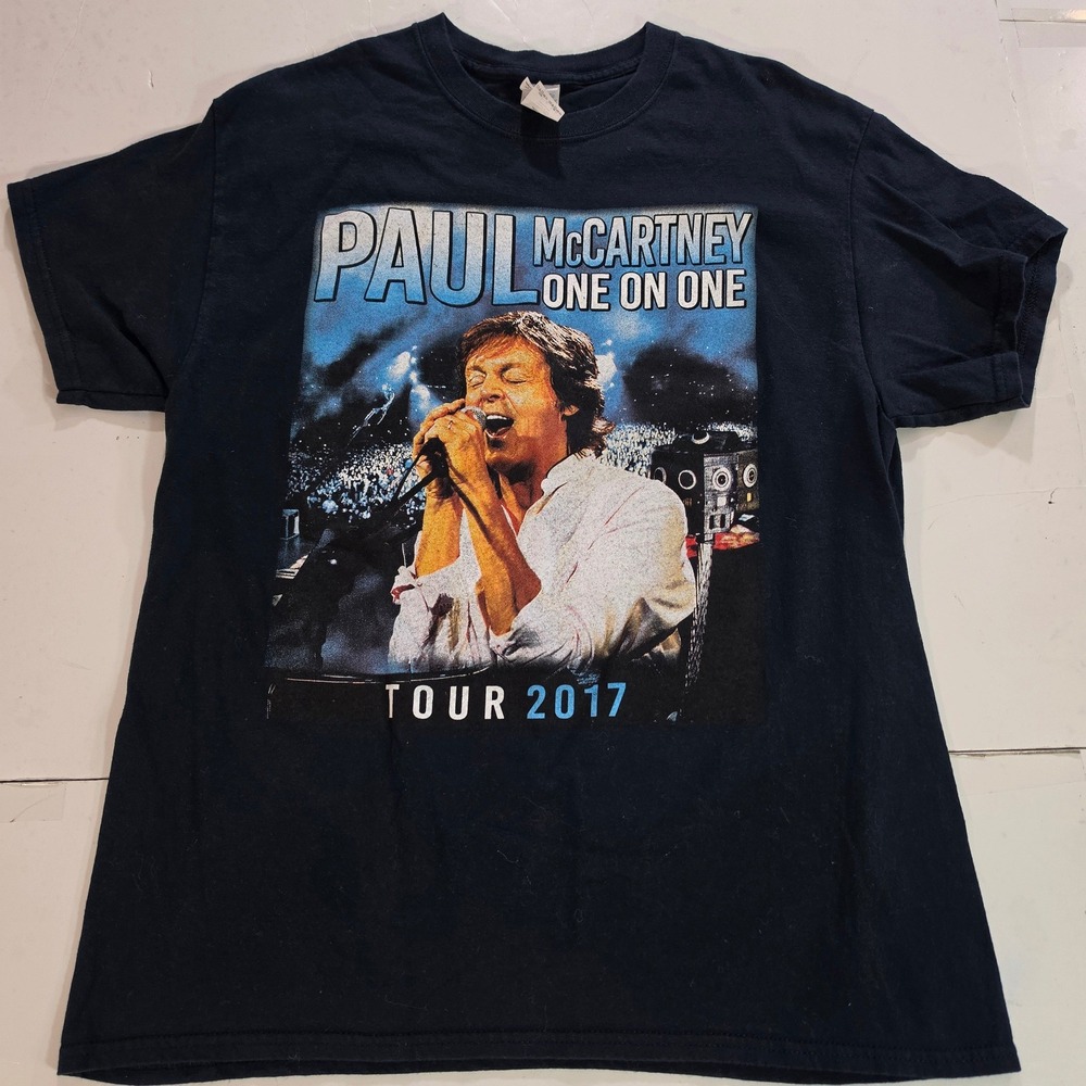 Paul McCartney One On One Tour 2017 Graphic T-Shirt Black Gildan Large MSG Tour